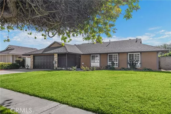 2860 Devonshire Avenue, Fullerton, CA 92835