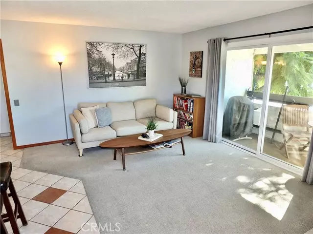 2859 S Fairview Street #H, Santa Ana, CA 92704