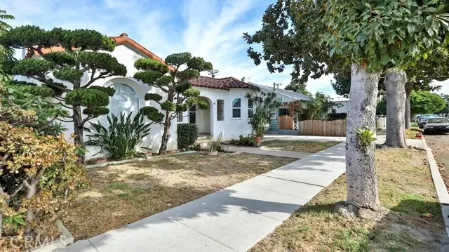 43 W Mountain View Street, Long Beach, CA 90805