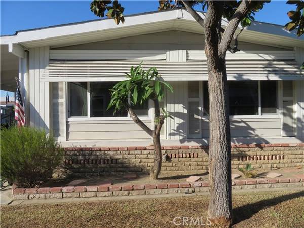 210 Silverlake, Placentia, CA 92870