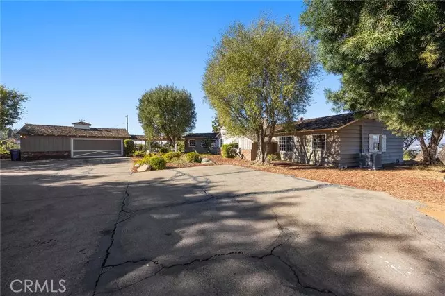 La Mesa, CA 91941,5125 Verna Way