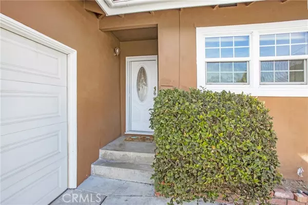 825 Mulberry Avenue, Brea, CA 92821