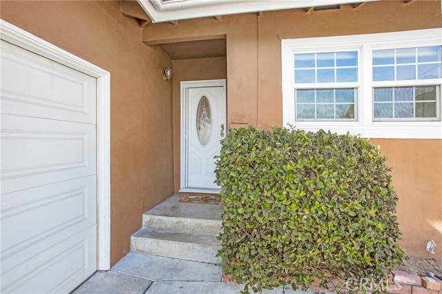 825 Mulberry Avenue, Brea, CA 92821