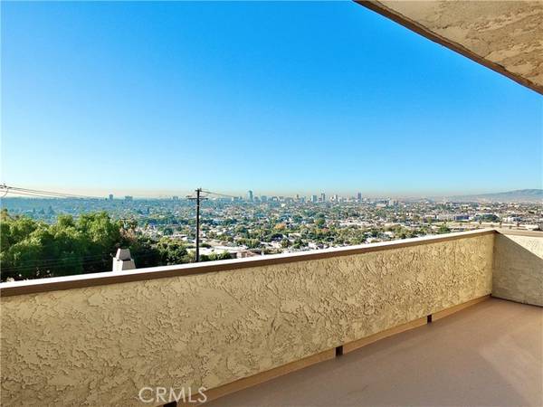 Signal Hill, CA 90755,2503 E 21st Street #207