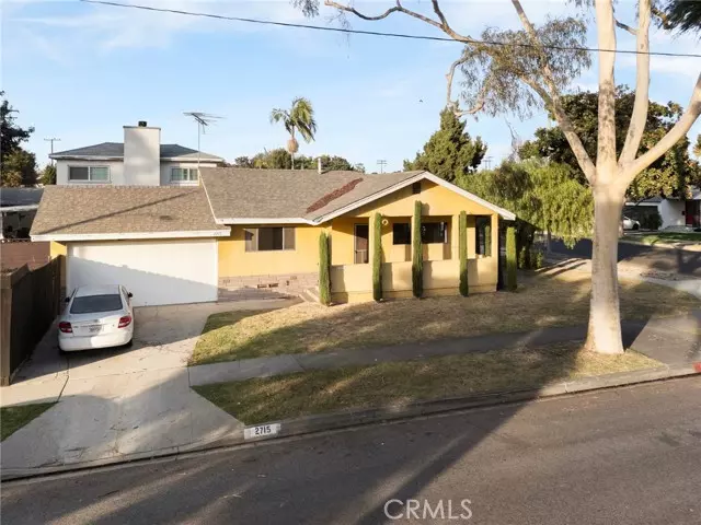 Carson, CA 90810,2715 E 221st Street