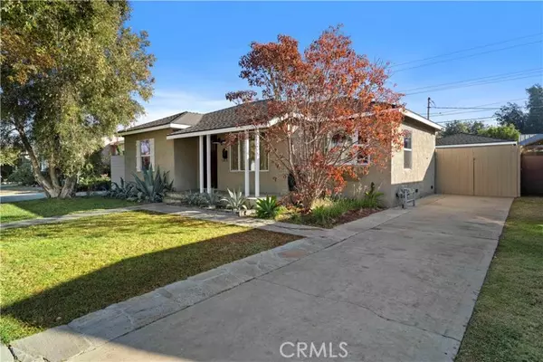 6060 Pepperwood Avenue, Lakewood, CA 90712