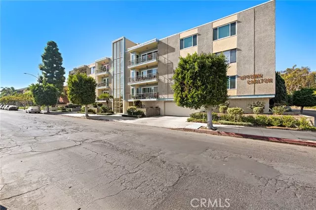 3695 Linden Avenue #9C, Long Beach, CA 90807