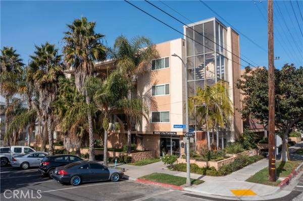 1625 E Appleton Street #3J, Long Beach, CA 90802