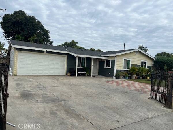 2313 W Wilshire Avenue, Santa Ana, CA 92704