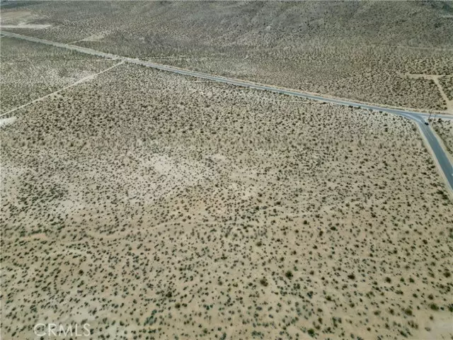 Lucerne Valley, CA 92356,31300 Cove