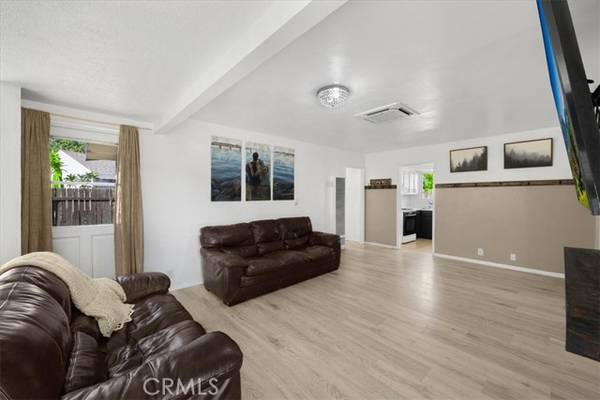 Glendora, CA 91740,237 W Duell Street