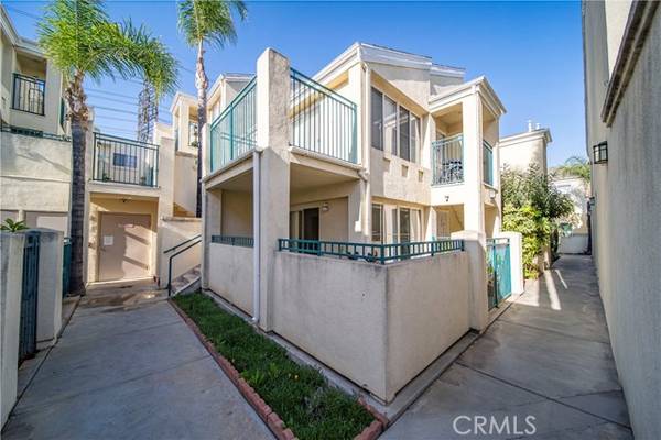 Bell Gardens, CA 90201,6358 Gage Avenue #108