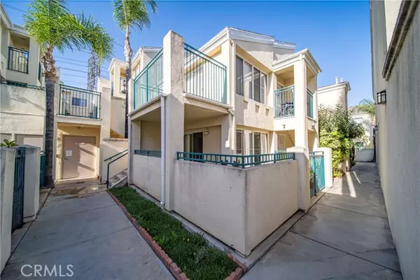 Bell Gardens, CA 90201,6358 Gage Avenue #108