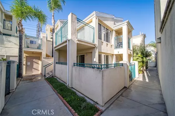 Bell Gardens, CA 90201,6358 Gage Avenue #108