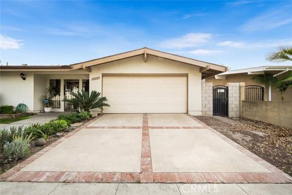 2722 Mainway Drive, Los Alamitos, CA 90720