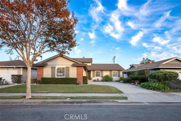 10424 Cary Circle, Cypress, CA 90630