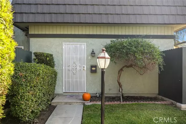 Costa Mesa, CA 92626,1632 Iowa Street #A