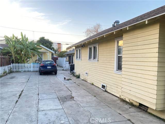 2485 Pasadena Avenue, Long Beach, CA 90806