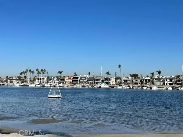 Long Beach, CA 90803,6018 E Bay Shore