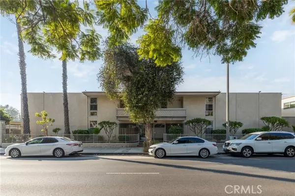 Long Beach, CA 90810,3245 Santa Fe Avenue #62