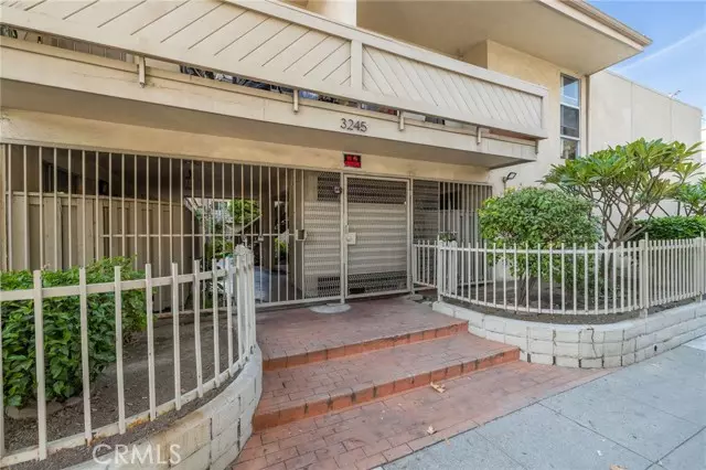 Long Beach, CA 90810,3245 Santa Fe Avenue #62