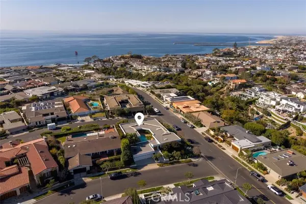 4501 Roxbury Road, Corona Del Mar, CA 92625