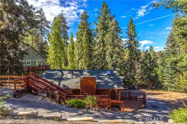 Big Bear Lake, CA 92315,42962 Dogwood Drive