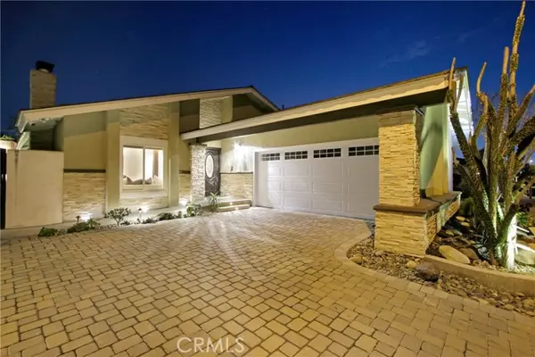 33 Whistling Swan, Irvine, CA 92604