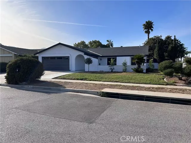 Corona, CA 92882,1302 Turquoise Drive