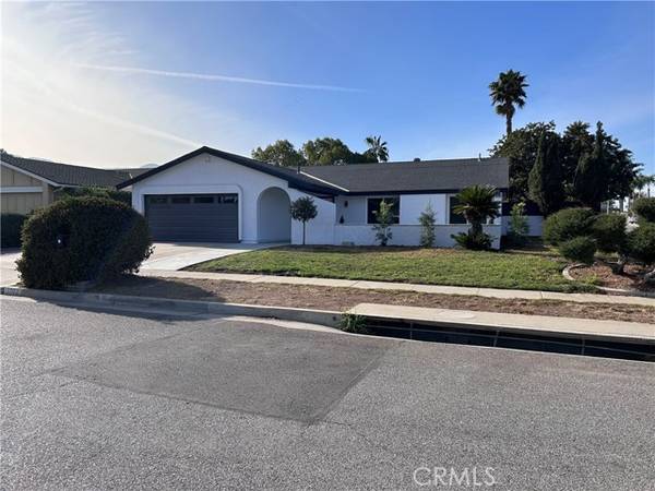 1302 Turquoise Drive, Corona, CA 92882