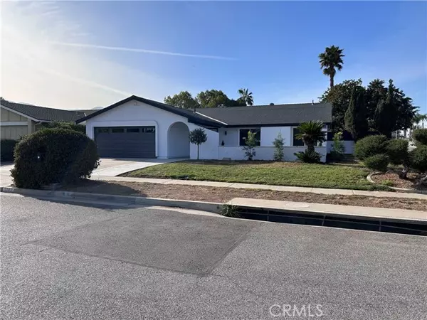 1302 Turquoise Drive, Corona, CA 92882