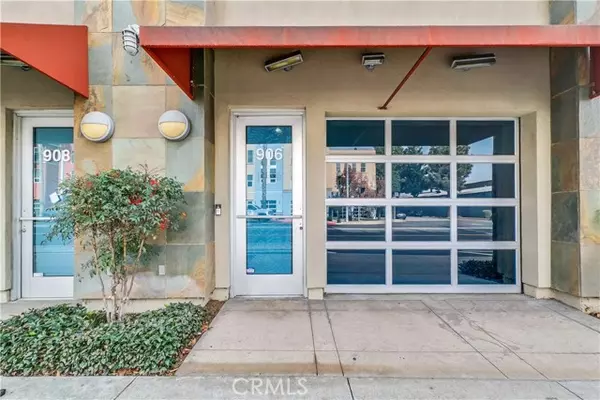 906 E Santa Ana Boulevard, Santa Ana, CA 92701