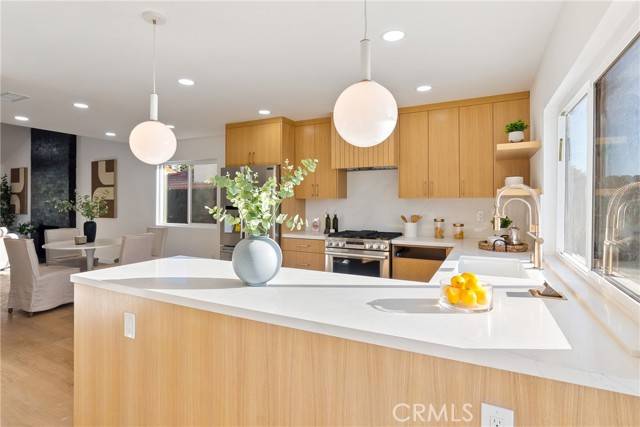 Rancho Palos Verdes, CA 90275,3442 Coolheights Drive
