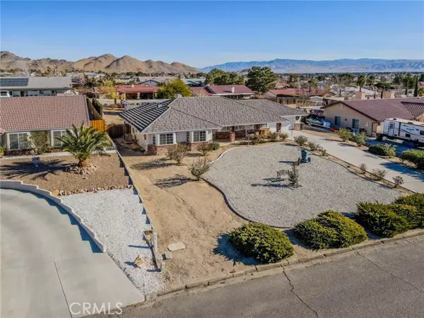 16385 Menahka Road, Apple Valley, CA 92307