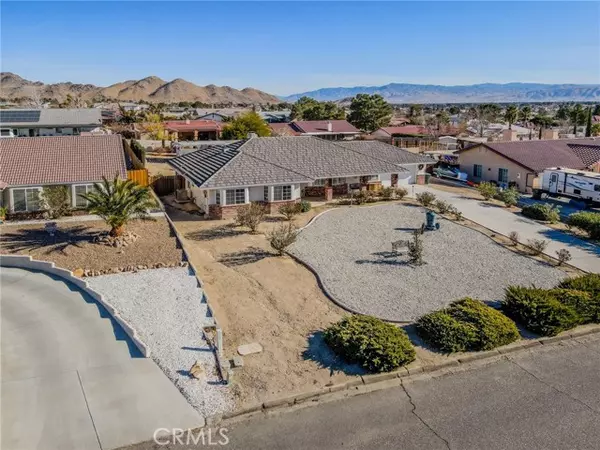 16385 Menahka Road, Apple Valley, CA 92307