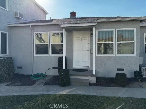 4826 N Lakewood Boulevard, Long Beach, CA 90808