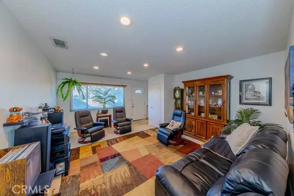 2034 E Santa Clara Avenue #D4, Santa Ana, CA 92705