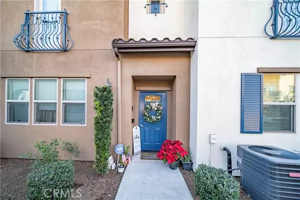 Santa Fe Springs, CA 90670,9834 Jersey Avenue #10