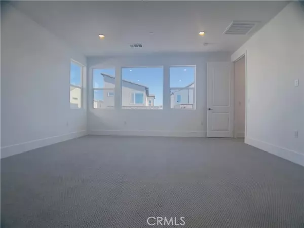 240 Sora, Irvine, CA 92618