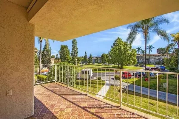 2386 Via Mariposa #1C, Laguna Woods, CA 92637