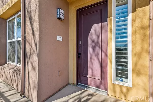 89 E Commonwealth Avenue #1P, Alhambra, CA 91801