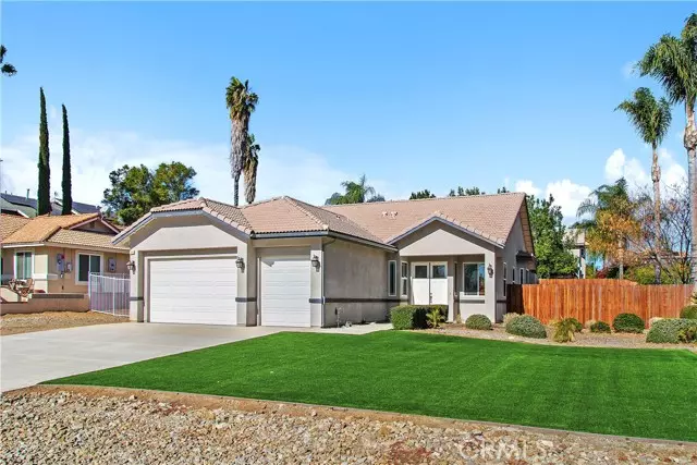 14084 moonridge Drive, Riverside, CA 92503