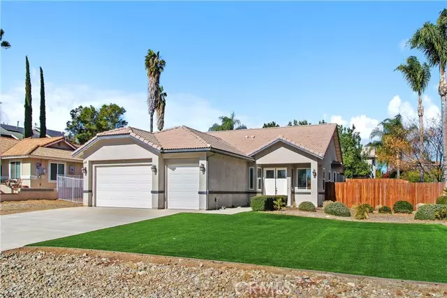 Riverside, CA 92503,14084 moonridge Drive