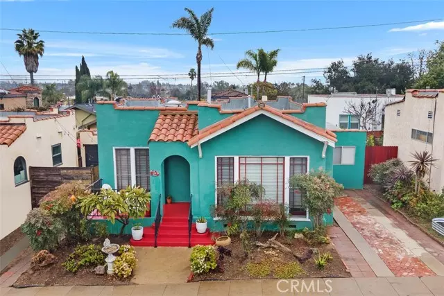 Long Beach, CA 90814,318 Eliot Lane