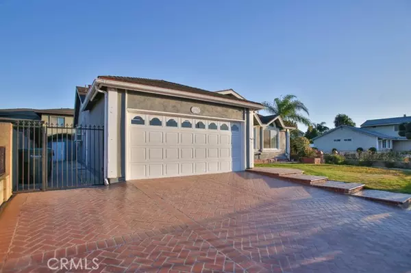 Huntington Beach, CA 92649,17252 Apel Lane