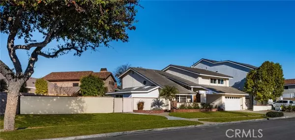 21921 Summerwind Lane, Huntington Beach, CA 92646