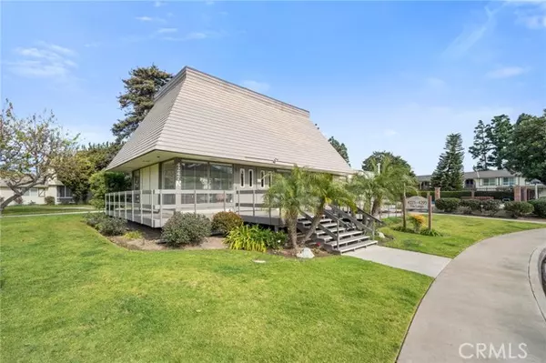 Cypress, CA 90630,9866 Via Sonoma