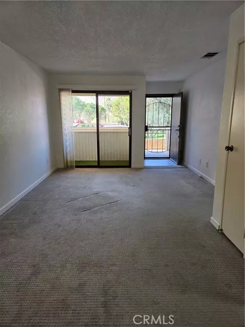 Palm Springs, CA 92262,701 N Los Felices Circle #L202