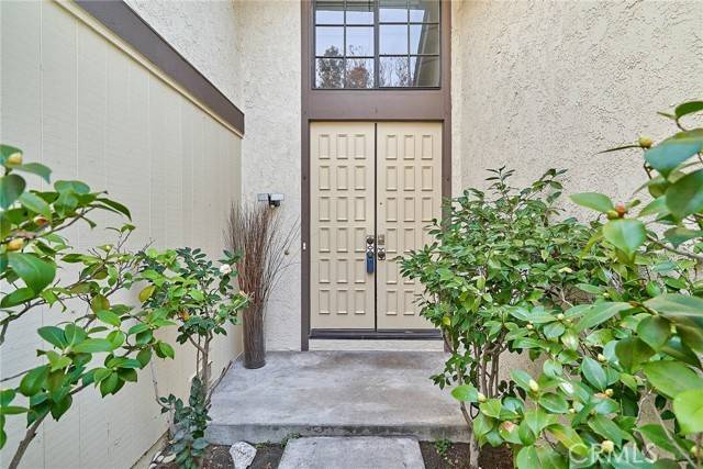 2439 APPLEWOOD Circle #21, Fullerton, CA 92833