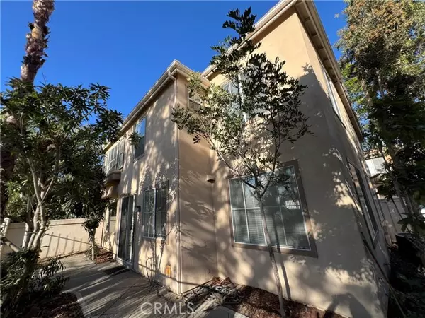 Tustin, CA 92782,2941 Hogan Place